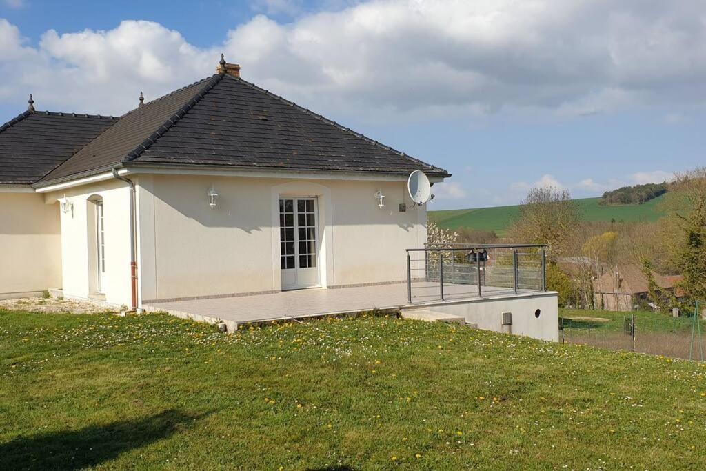 Le Bellevue A 1 H 30 De Paris Et 20 Km De Troyes Villa Estissac ภายนอก รูปภาพ